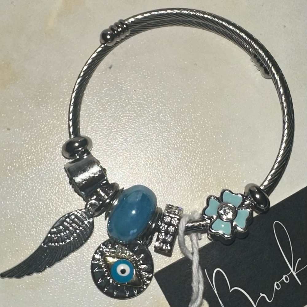 Elegant Silver Bracelet Set